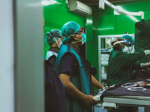 獣医師の手術室の様子